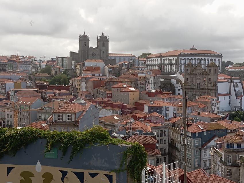 Monumental and historical Oporto with the Stock Exchange Palace - Ribeira brings the route down to the Douro