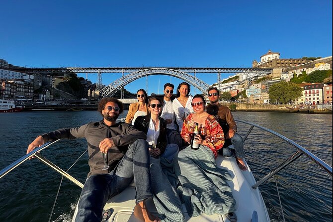 Port : 6 Bridges Private Yacht Cruise with Local Wine & Snacks - Wine, food, and the social side of the cruise
