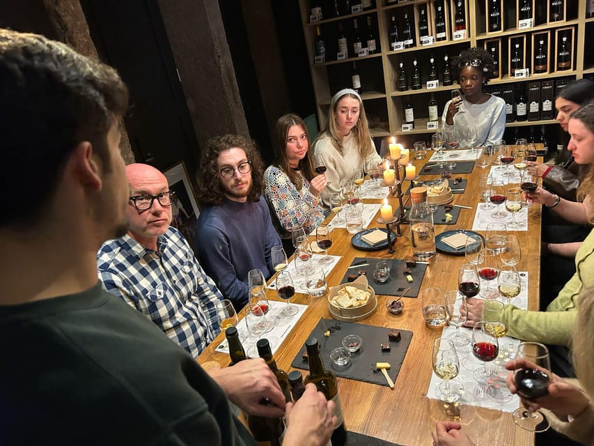 Port Wine class with 3 or 5 Port tasting and pairings - A Port class across from Porto’s Palácio da Bolsa