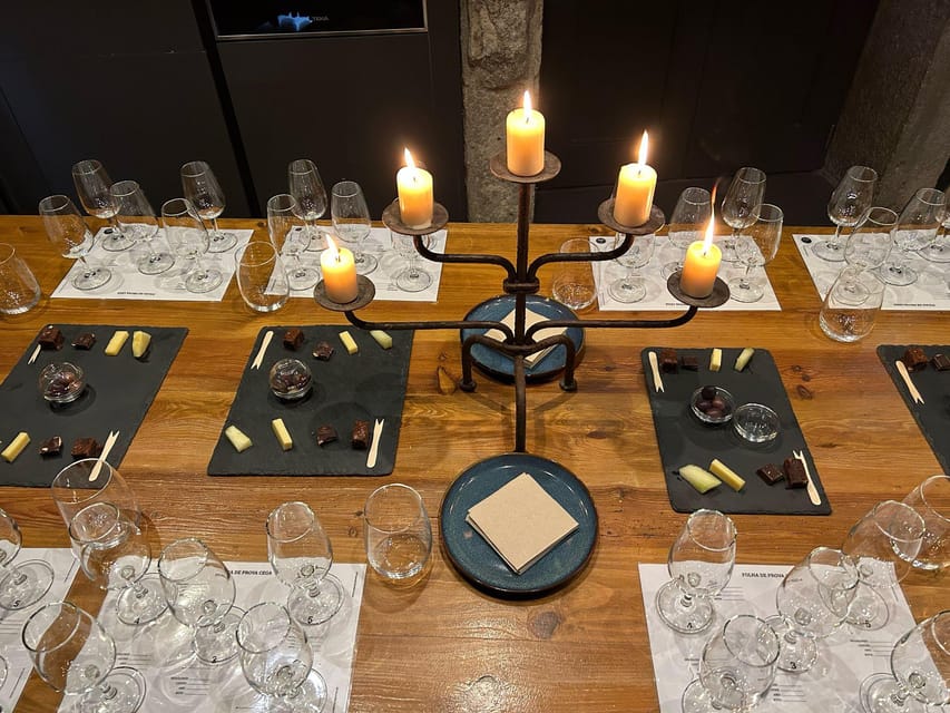 Port Wine class with 3 or 5 Port tasting and pairings - The hosts make the difference