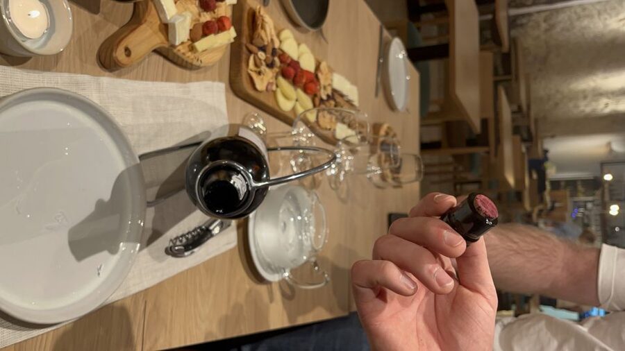 Port Wine class with 3 or 5 Port tasting and pairings - Comfort, access, and timing
