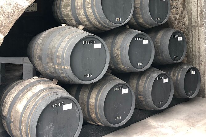 Port Wine Tour | 3 Cellars | 7 Tastings | 12 Participants Maximum - What you learn about making and choosing Port