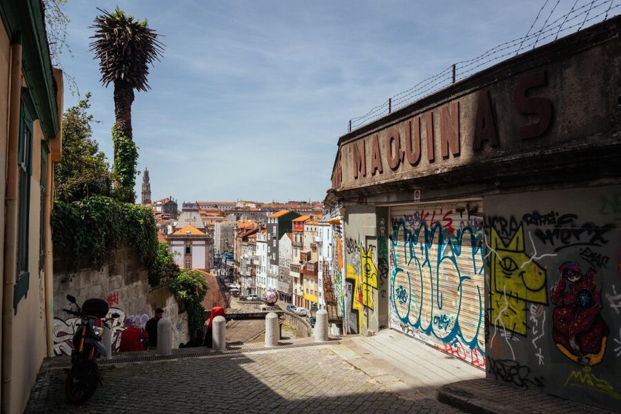 Porto: 2.5-Hour Private City Tour Off the Beaten Track - The value of a private guide at $49 per person