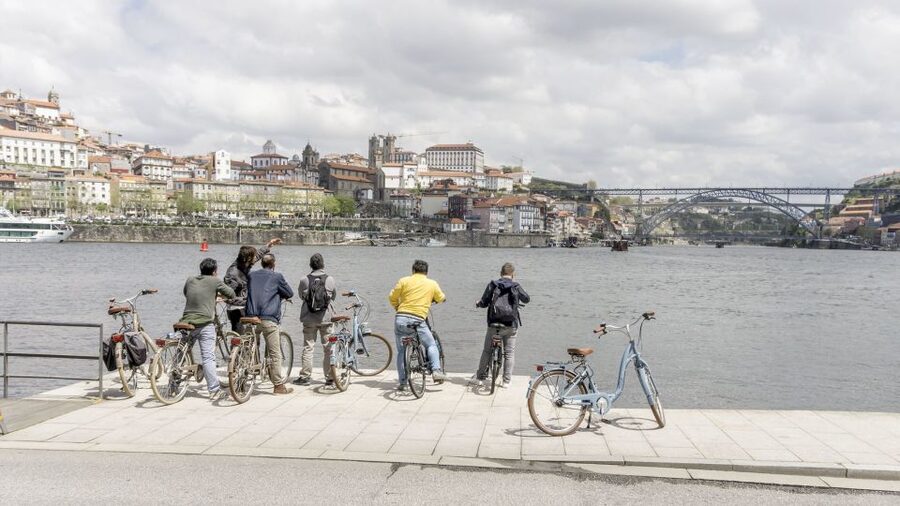 Porto: 3-Hour Bike Tour - Foz do Douro and the Atlantic coast
