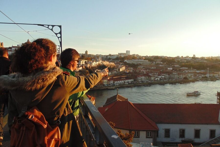 Porto: 3-Hour Downtown Walking Tour - Why a Three-Hour Walk Works Well in Porto