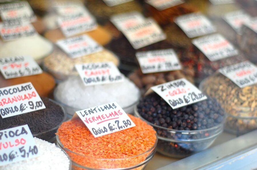 Porto: 3-Hour Food Tour - Old shops and the market stop