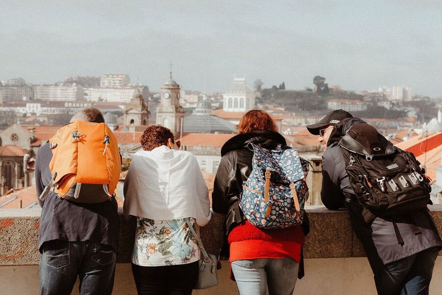 Porto: 3-Hour Guided Walking Tour - Starting at Porto Cathedral on the windy mount
