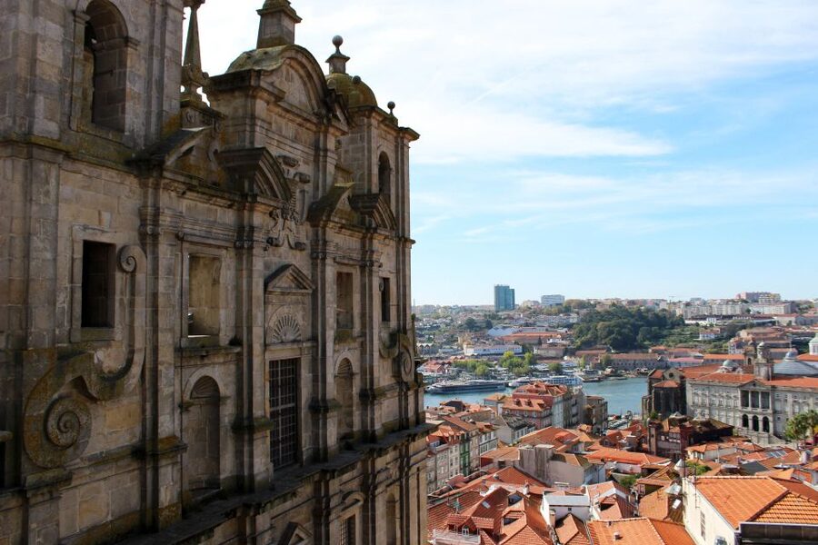 Porto: 3-Hour Walking City Tour & Lello Bookstore Visit - Key points at a glance