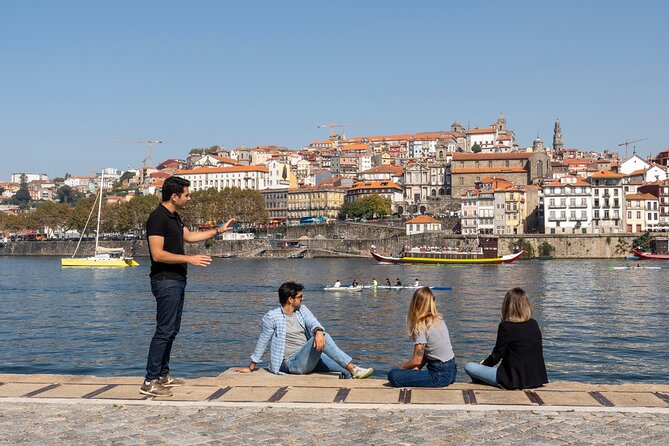 Porto 360°: Helicopter Flight, Guided Walking Tour & River Cruise - Porto Cathedral and the route toward Ribeira