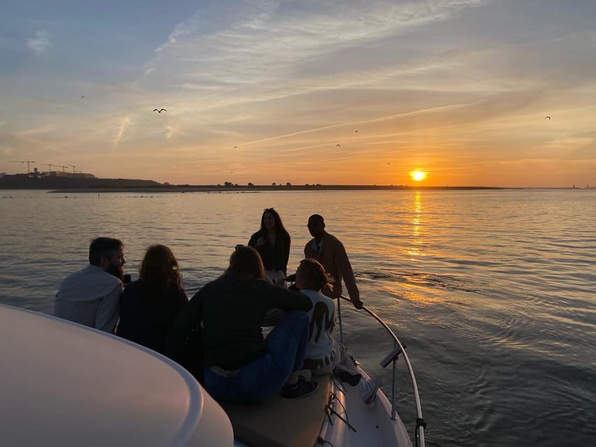 Porto: 6 Bridges Cruise & Port Wine with Sunset Option - The first bridges: Arrábida, Cristal, and Alfândega