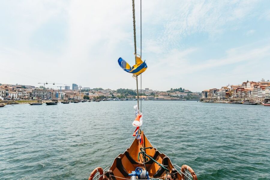 Porto: 6 Bridges Douro River Cruise - Turning downstream toward the Douro mouth