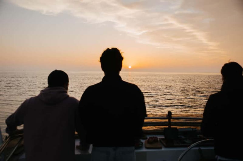Porto: 6 Bridges Port Wine River Cruise with 4 Tastings - Sunset or afternoon sailing