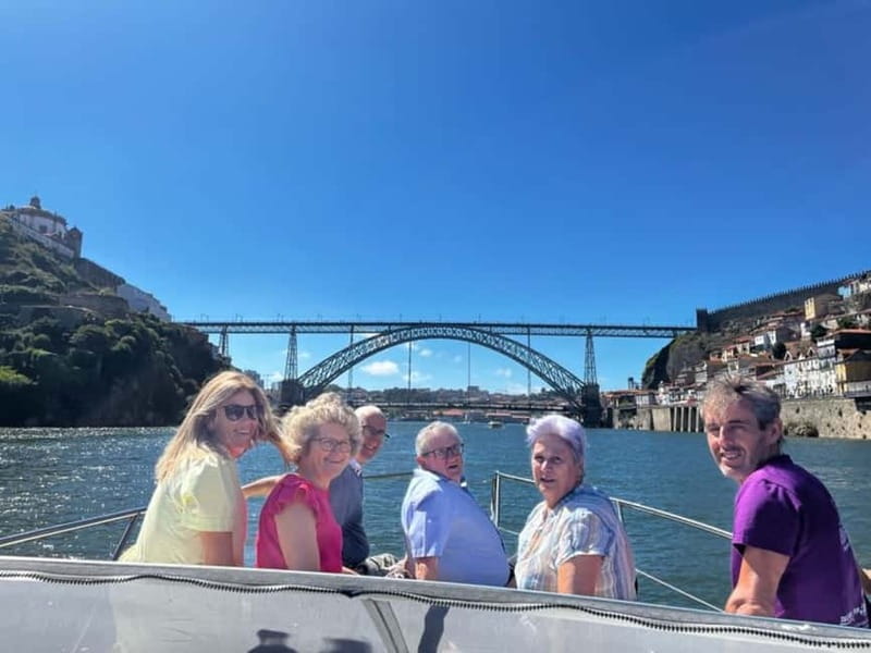 Porto: 6 Bridges Yacht Cruise with Local Wine & Snacks - What the private yacht adds