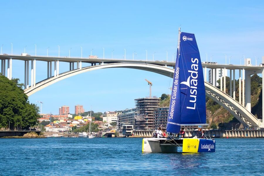 Porto: Accessible Sailing Tour on the Douro river - Sailing tasks or a quiet seat
