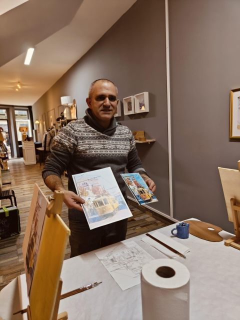 Porto: Acrylic and Oil Painting Class with a Local Artist - Who should book this studio session