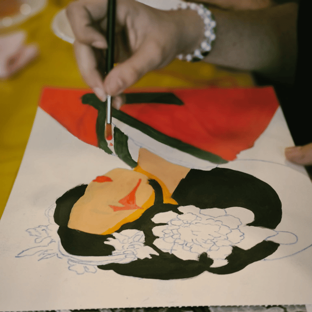Porto: Acrylic Painting Workshop for Groups - Antero Quental - The second hour: building your own composition