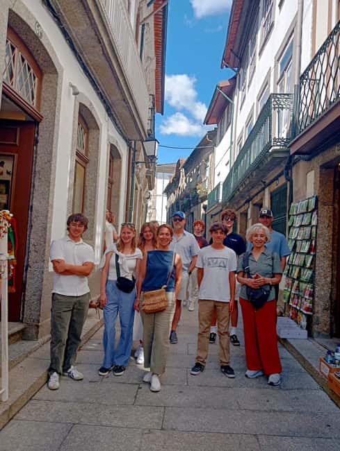 Porto: Braga & Guimarães Full Day Tour - Bom Jesus do Monte: start with the big view