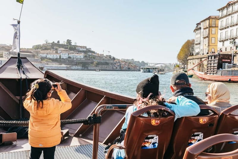 Porto: Bridges Cruise with Wine Cellar Tour or Sunset Option - Is the sunset option worth choosing?