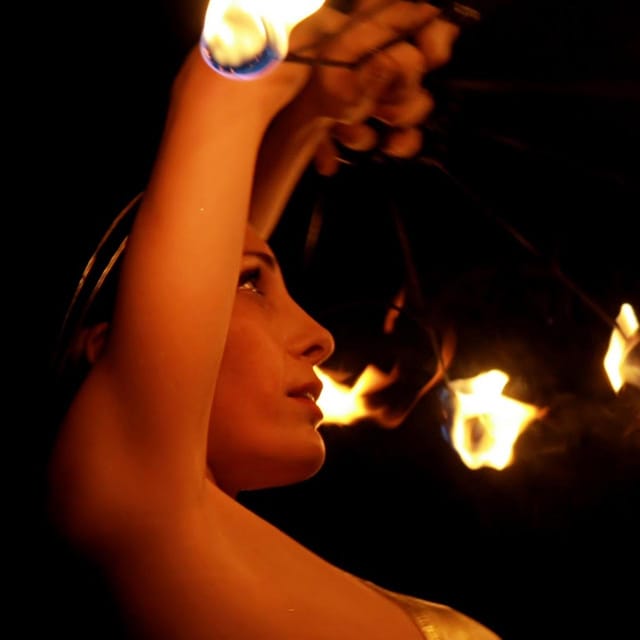 Porto: Cabaret & Pole Shows, with a Welcome Drink! - Practical rules that shape your visit
