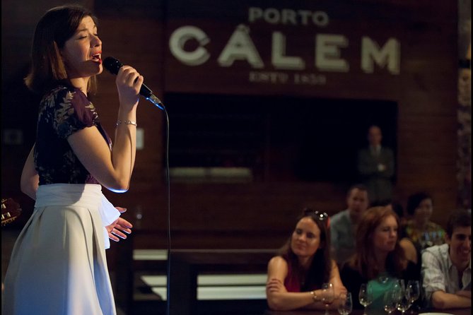 Porto: Cálem Cellar Tour, Live Fado Show and Wine Tasting - What the two Port samples tell you