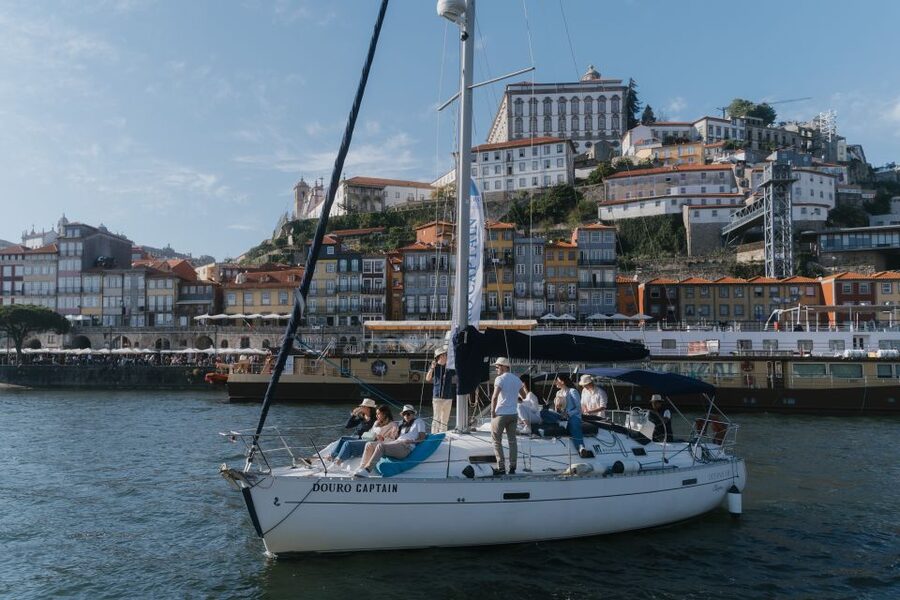 Porto: Charming Sailboat Cruise with Port Wine,Sunset Option - Why the Douro is the best seat in Porto