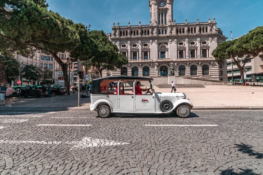 Porto: City Center Eco Car e Cruzeiro Rio Douro - Who will get the most from this tour?