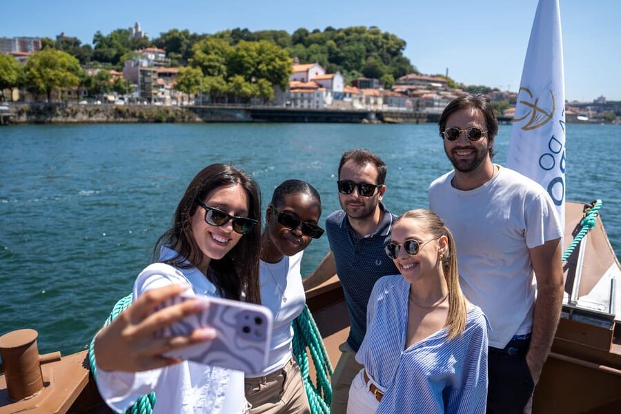 Porto City Full Day Minibus Tour, Wine Tasting & Six Brigdes - A full day that gives Porto a proper first look