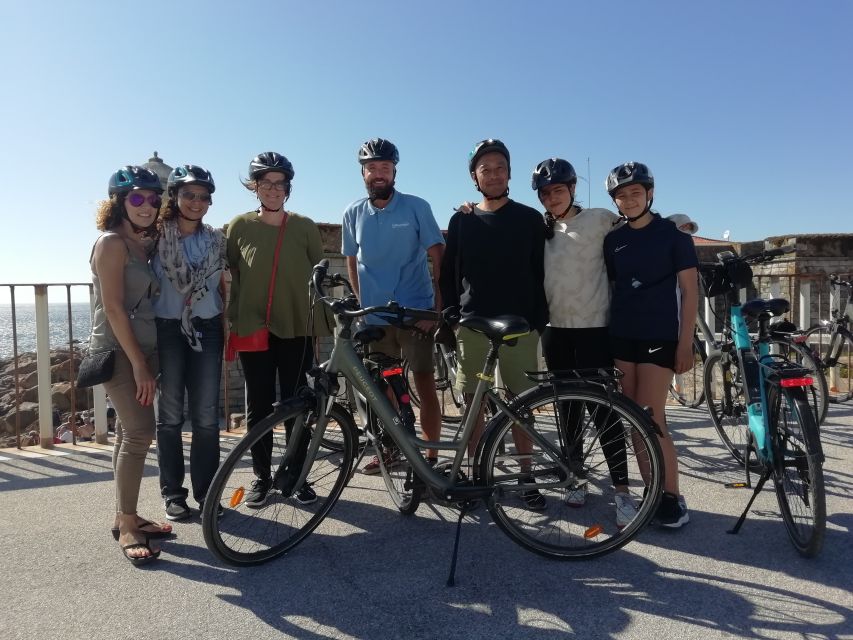 Porto: City Highlights 3-Hour Guided Electric Bike Tour - Ribeira’s old streets and riverfront