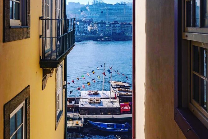 Porto City Private Tour with Hotel Pickup - São Bento Station and Porto’s blue-and-white story