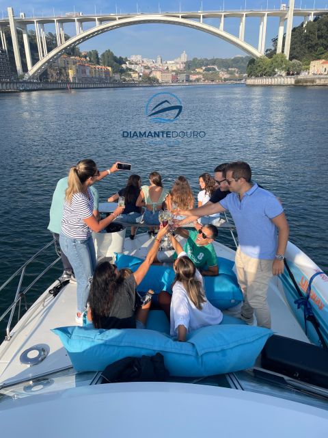 Porto: City Views or Sunset Tour with Drinks - Who will enjoy this most?