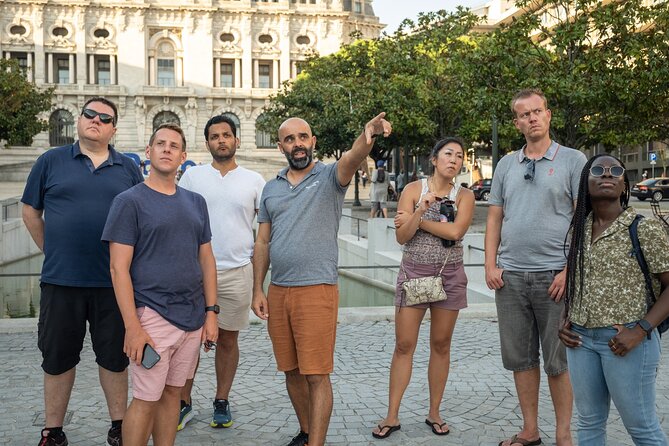 Porto Craft Beer Tour: 7 Beers + 3 Food Pairings in a Small Group - Seven beers, generous pours, and pacing