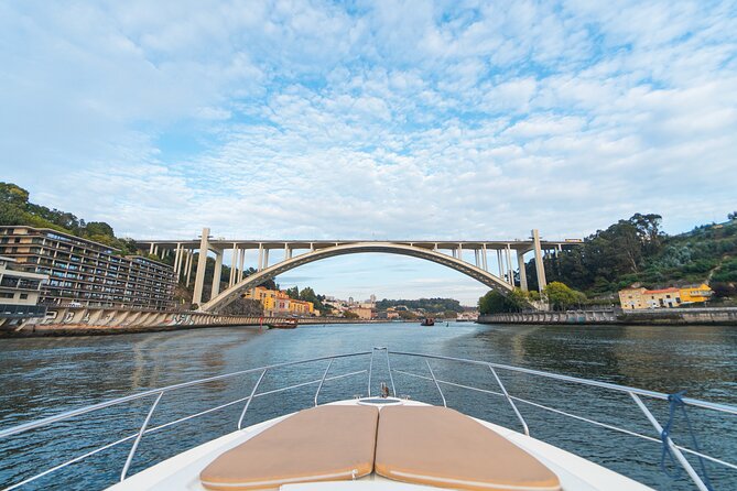 Porto Douro Private Cruise with Port Wine - Why This Porto Cruise Works So Well at 7:00 pm