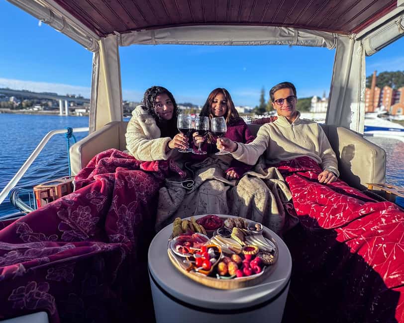 Porto: Douro private cruiser (only for you)6 bridges/sunset - Is $51 per person good value?