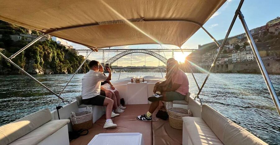 Porto: Douro River Boat Cruise with Port Wine Tasting - Why This Two-Hour Douro Cruise Works So Well