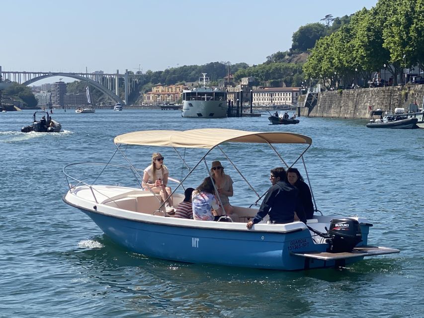 Porto: Douro River Boat Cruise with Port Wine Tasting - Reaching Foz do Douro