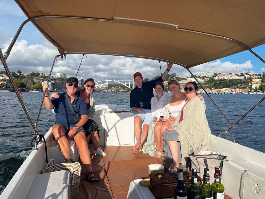 Porto: Douro River Boat Cruise with Port Wine Tasting - Choosing the Best Time and Preparing for the River