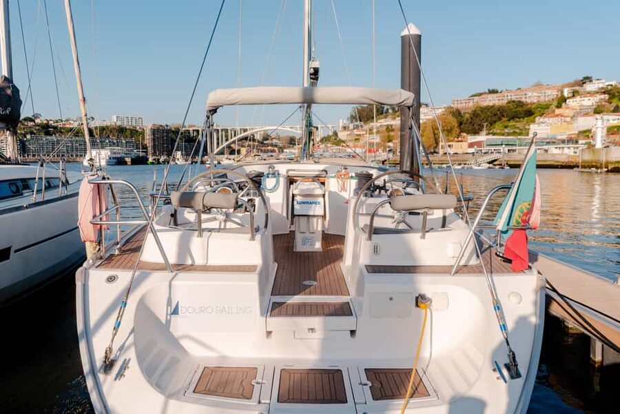 Porto Douro River Cruise: Sunny Day & Peaceful Sunset - Passing beneath the Arrábida Bridge