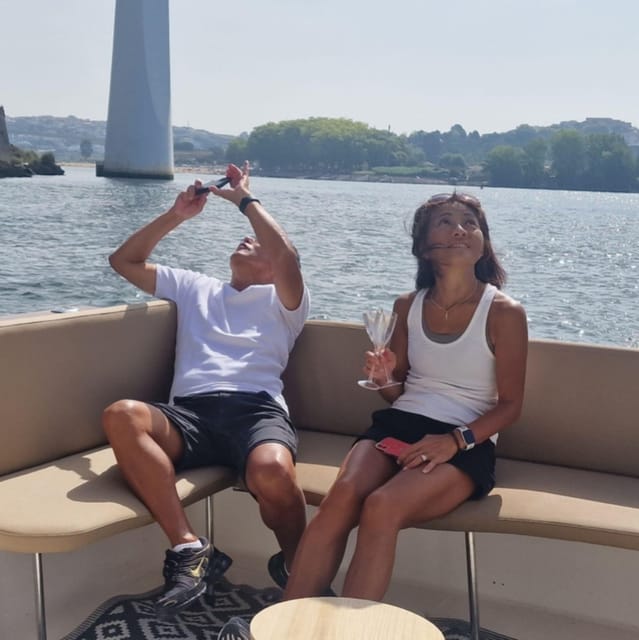 Porto: Douro River Cruise / Welcome Drink/with sunset option - What the two hours feel like