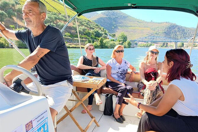Porto: Douro Valley Private Grand Experience - Private - Scenic stops and the return to Porto