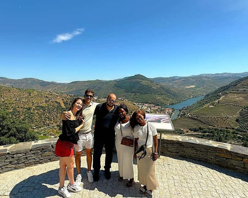 Porto: Douro Valley Tour with 3 Wineries and Lunch - Who should book this experience?