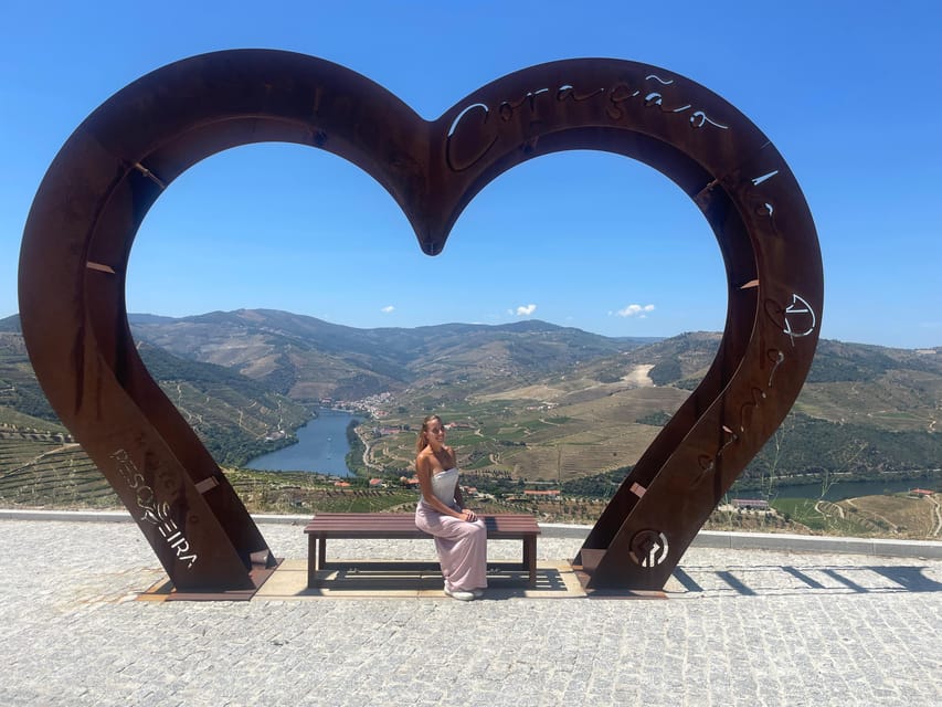 Porto: Douro Valley Wine Tour with a Sommelier & Boat Trip - From Porto to a four-century-old Vinho Verde farm