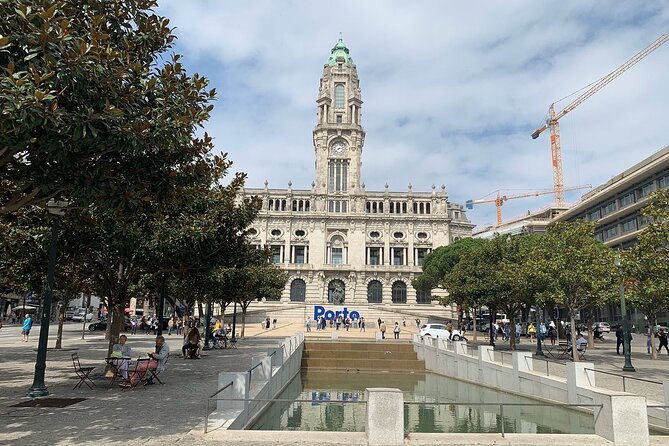 Porto Downtown and Sightseeing Bike Tour - What the 20-minute break adds