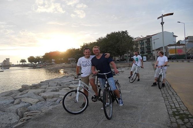 Porto Downtown and Sightseeing Bike Tour - Porto’s parks and gardens provide breathing room