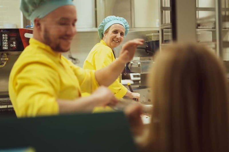 Porto: Entry Ticket at WOW The Chocolate Experience by 20|20 - The live factory is the payoff