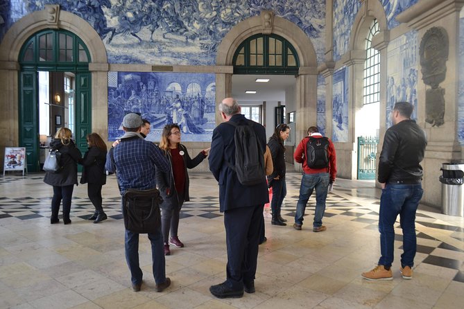Porto Essential Walking Tour - Liberdade Square and São Bento Station