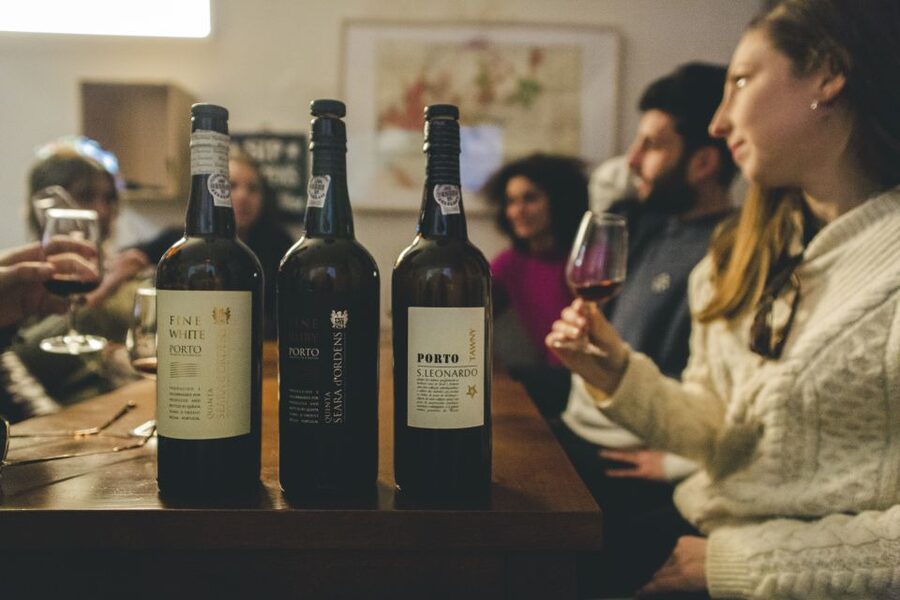 Porto: Evening Local Food Crawl with Drink Pairings - Who should book this Porto food crawl?