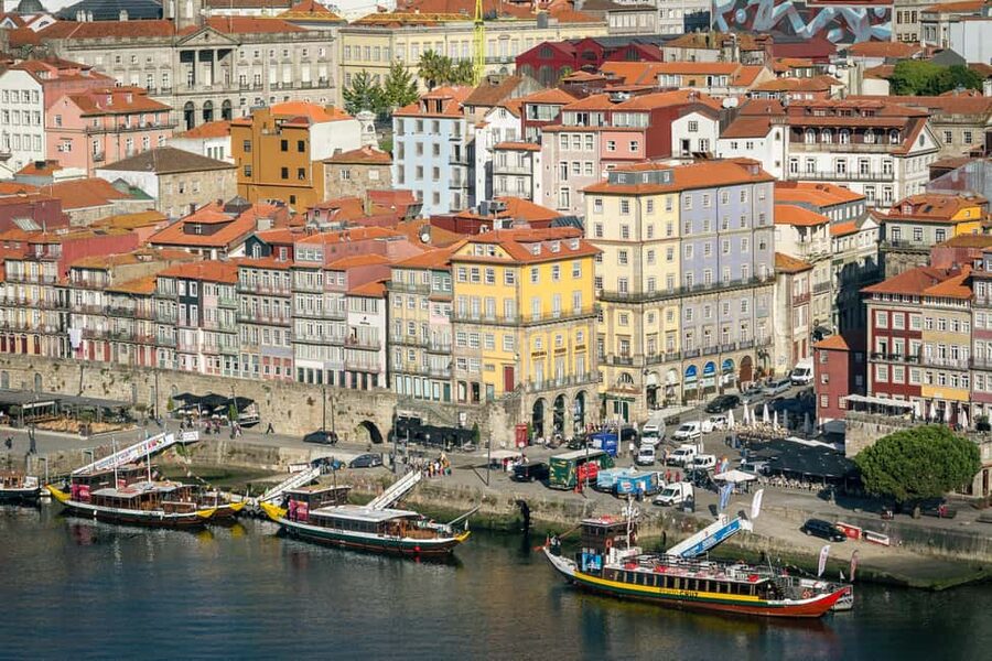 Porto: Flexible Walking Tour in Historic Center - Along the Douro to São Francisco Church and Bolsa Palace