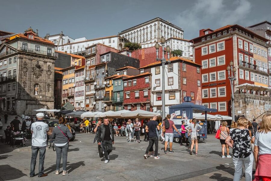 Porto: Flexible Walking Tour in Medieval Area - Key points to know before you book