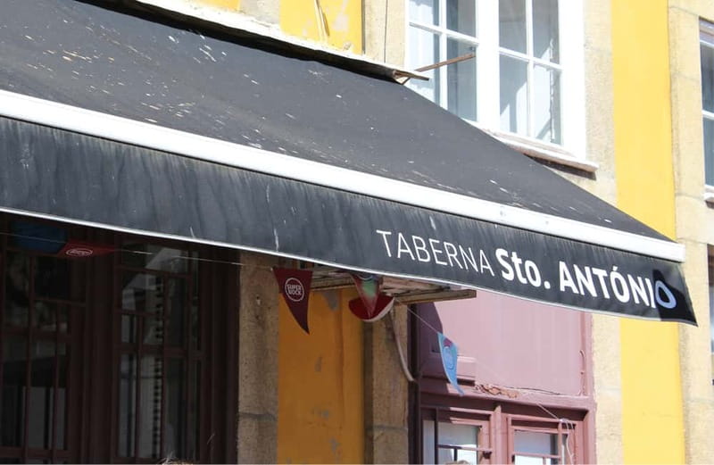Porto: Food Tour with Tastings - The beer stop: a change of pace