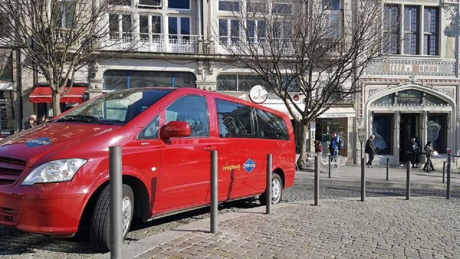 Porto: Full-Day All-Inclusive Private City Sightseeing Tour - Lunch beside the river